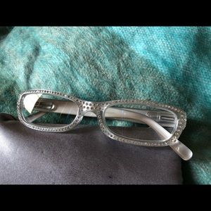 Reading glasses